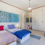 Villa With Pool And Beautiful Views In Mellieha *