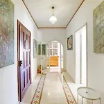 Villa With Pool And Beautiful Views In Mellieha *