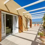 Villa With Pool And Beautiful Views In Mellieha *