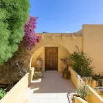 Villa With Pool And Beautiful Views In Mellieha