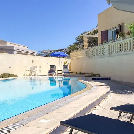 With Pool And Beautiful Views In Mellieha