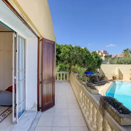 ヴィラ With Pool And Beautiful Views In Mellieha