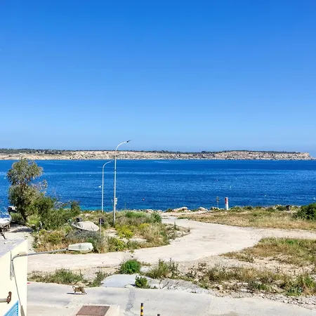 With Pool And Beautiful Views In Mellieha ヴィラ